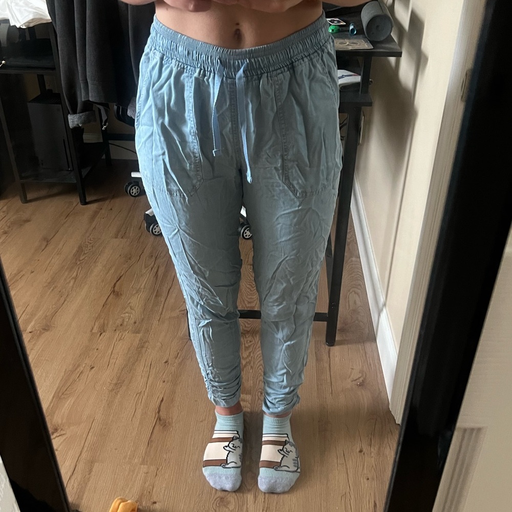 Size S light blue (faux denim) cropped pants